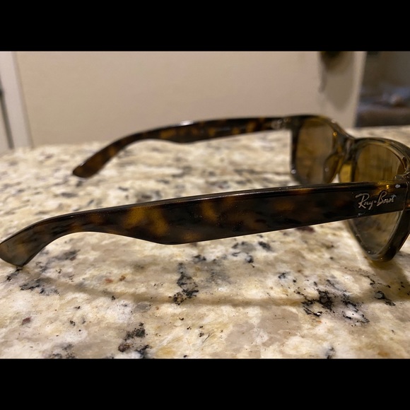 Ray bans - Picture 2 of 3